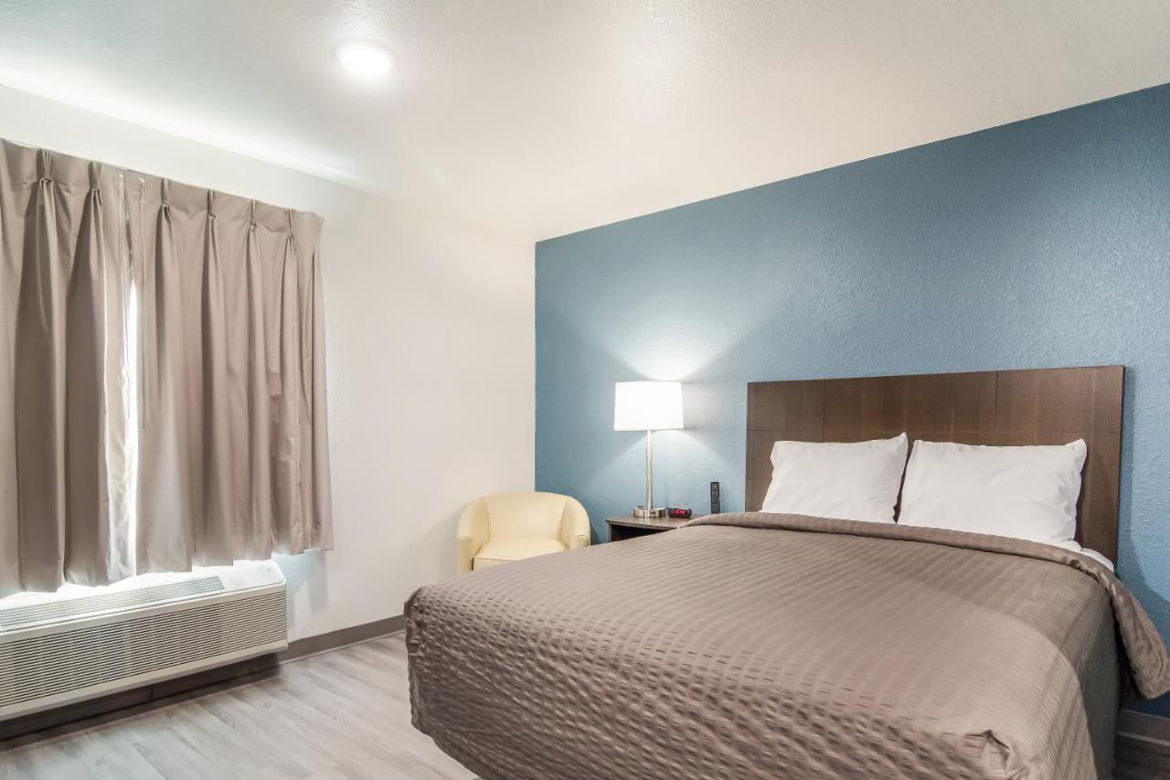 Woodspring Suites Wixom - Novi Eksteriør billede