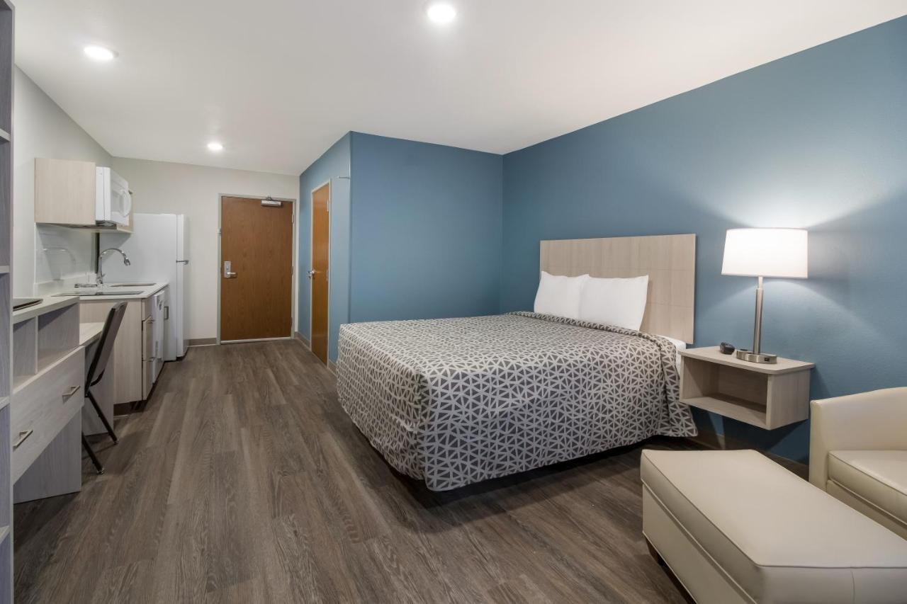 Woodspring Suites Wixom - Novi Eksteriør billede