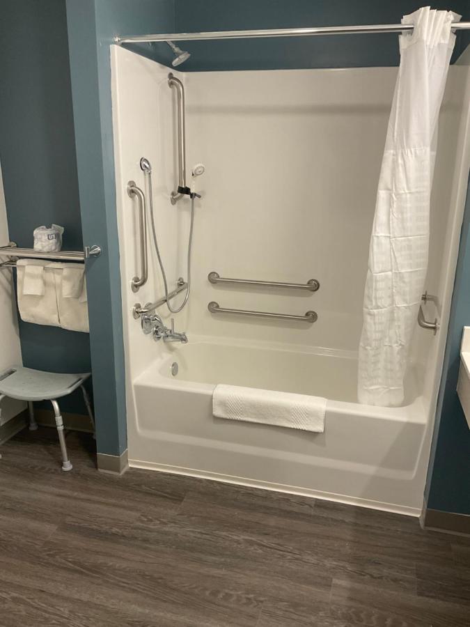 Woodspring Suites Wixom - Novi Eksteriør billede